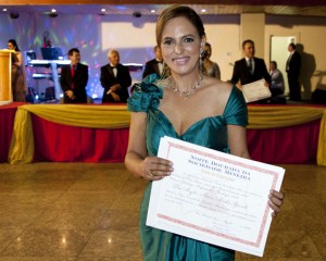 Psicóloga Ângela Maria Nicoláo Gavioli, de Divinópolis, Gente de Expressão de Minas Gerais em 2014 e 2015